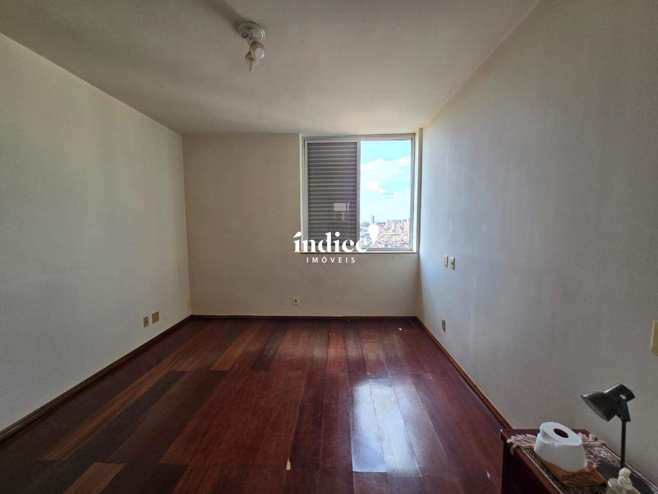 Apartamento para à venda no Centro na cidade de Ribeirão Preto: 