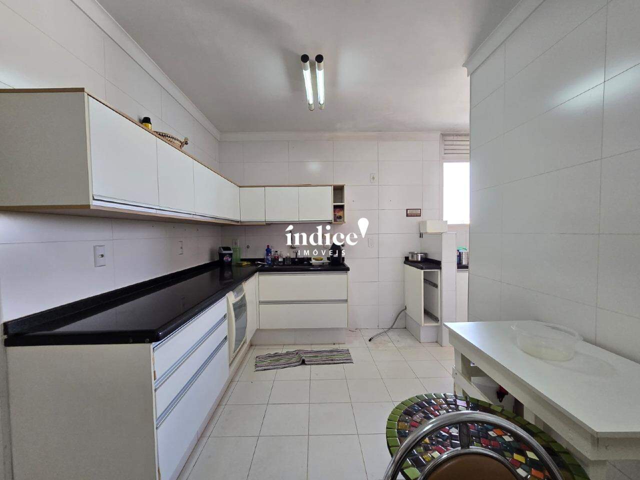 Apartamento para para aluguel no Centro na cidade de Ribeirão Preto: 