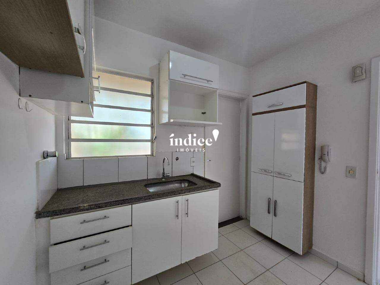 Casas Condomínio para à venda no Jardim Guaporé na cidade de Ribeirão Preto: 