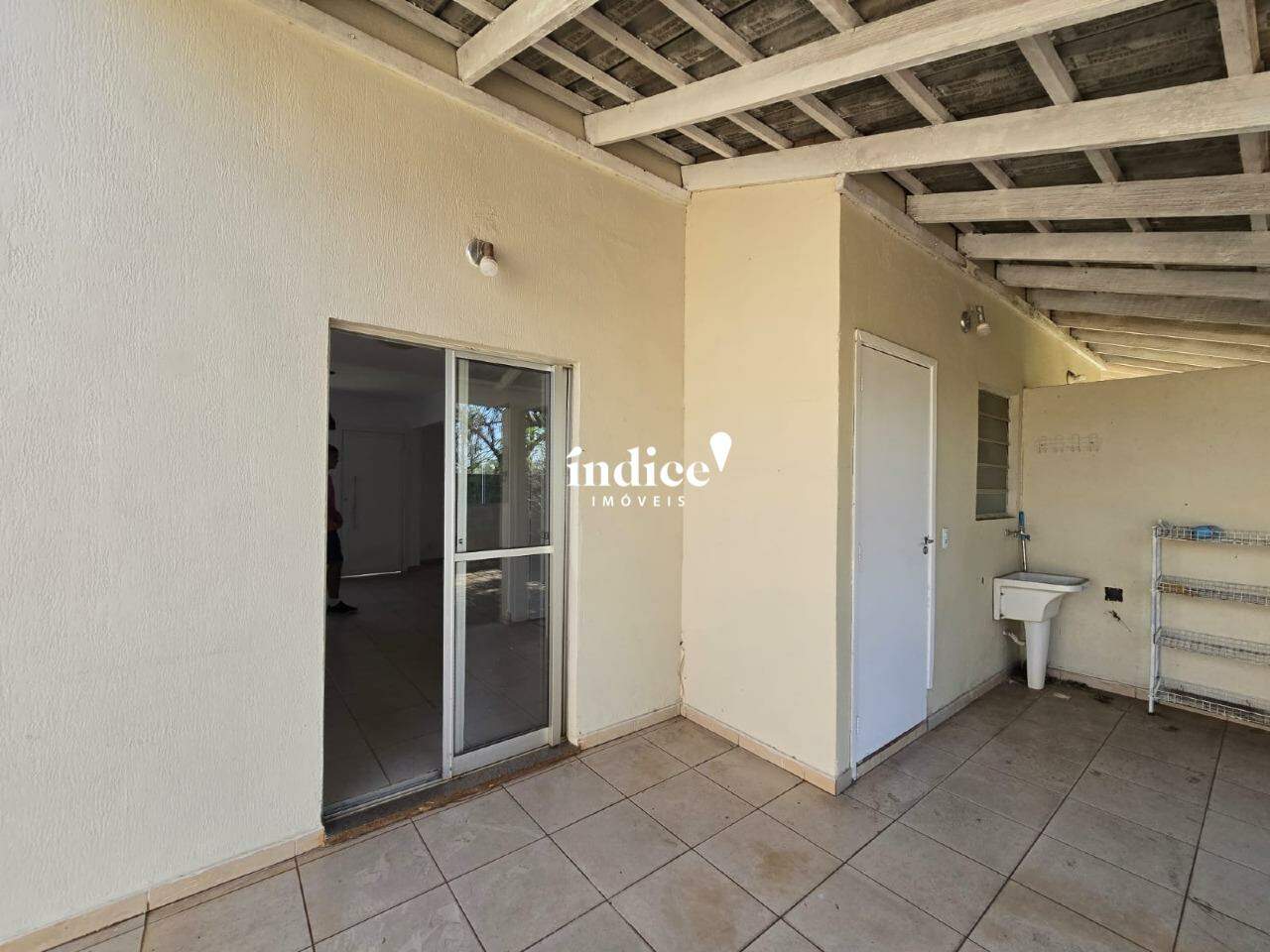Casas Condomínio para à venda no Jardim Guaporé na cidade de Ribeirão Preto: 
