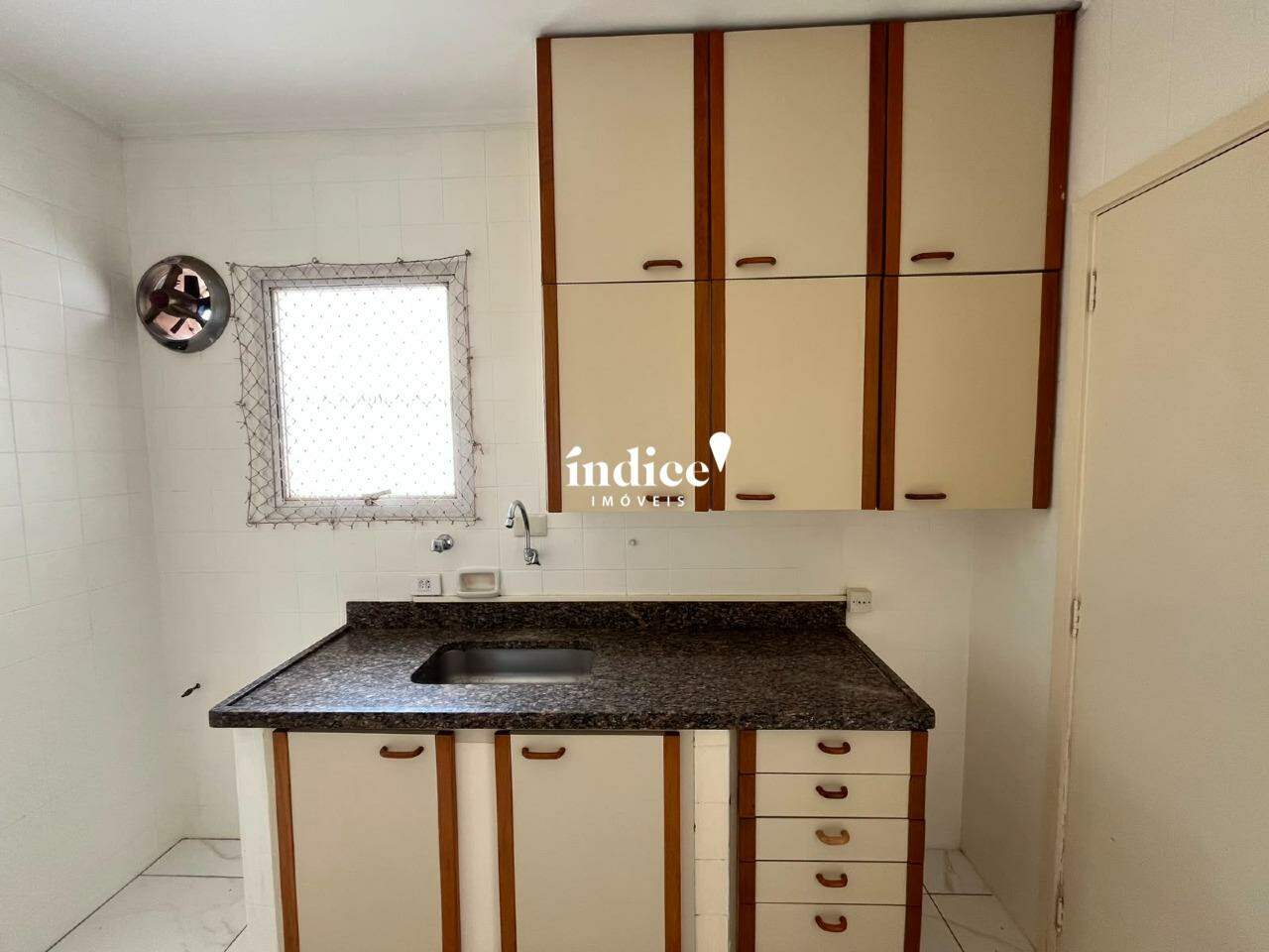 Apartamento para para aluguel no Centro na cidade de Ribeirão Preto: 