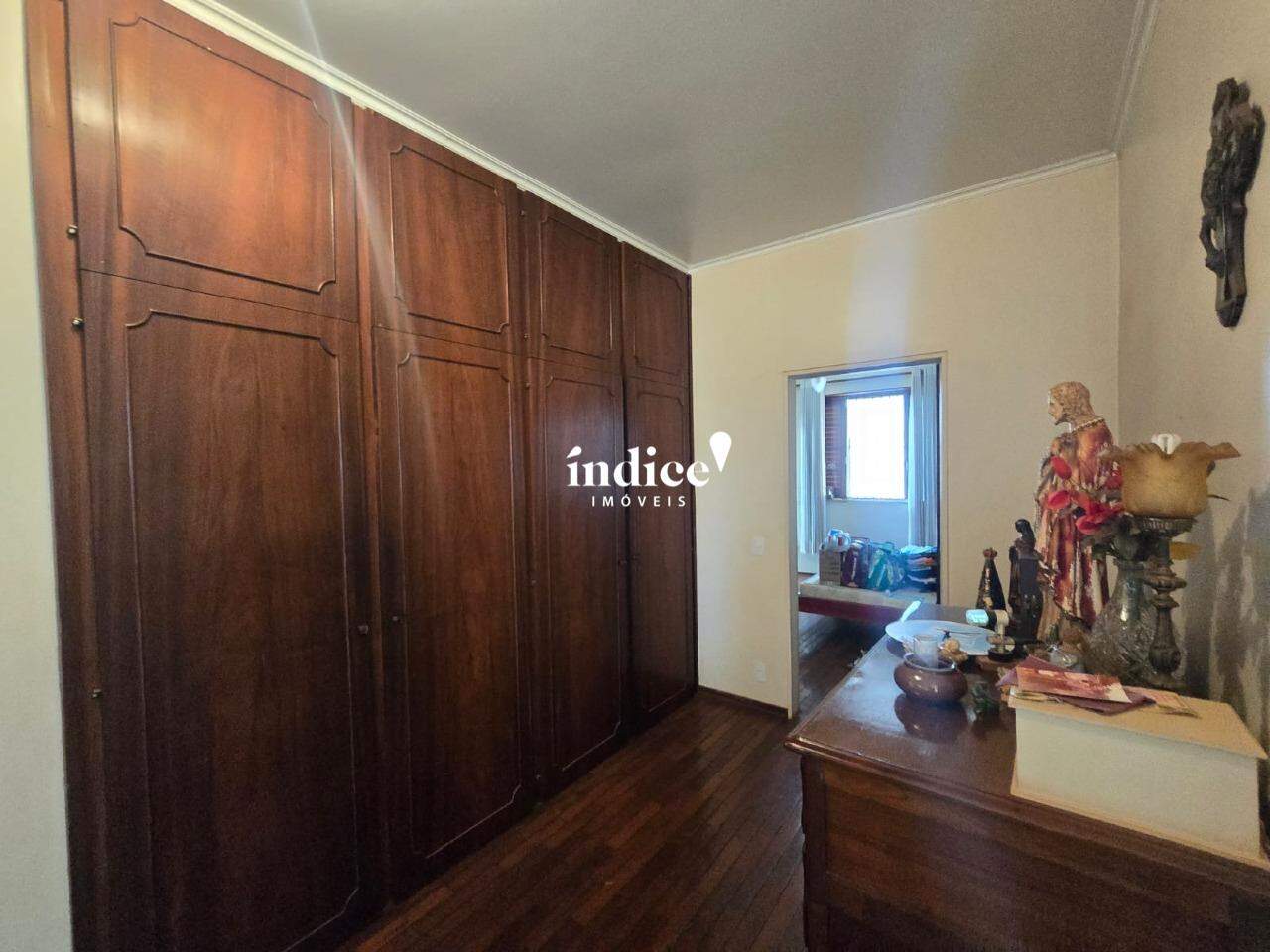 Casa Comercial para para aluguel no Parque dos Bandeirantes na cidade de Ribeirão Preto: 