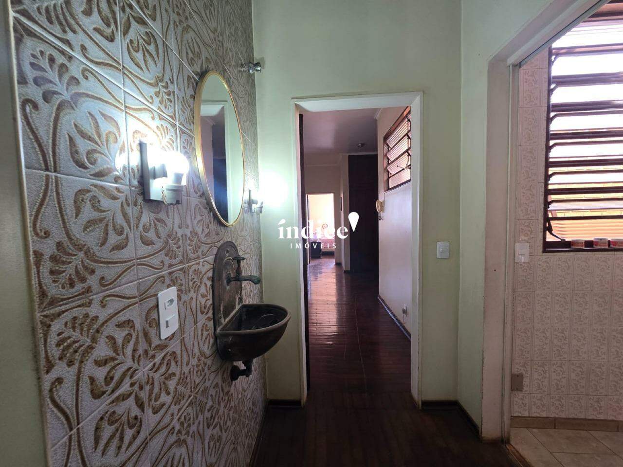 Casa Comercial para para aluguel no Parque dos Bandeirantes na cidade de Ribeirão Preto: 