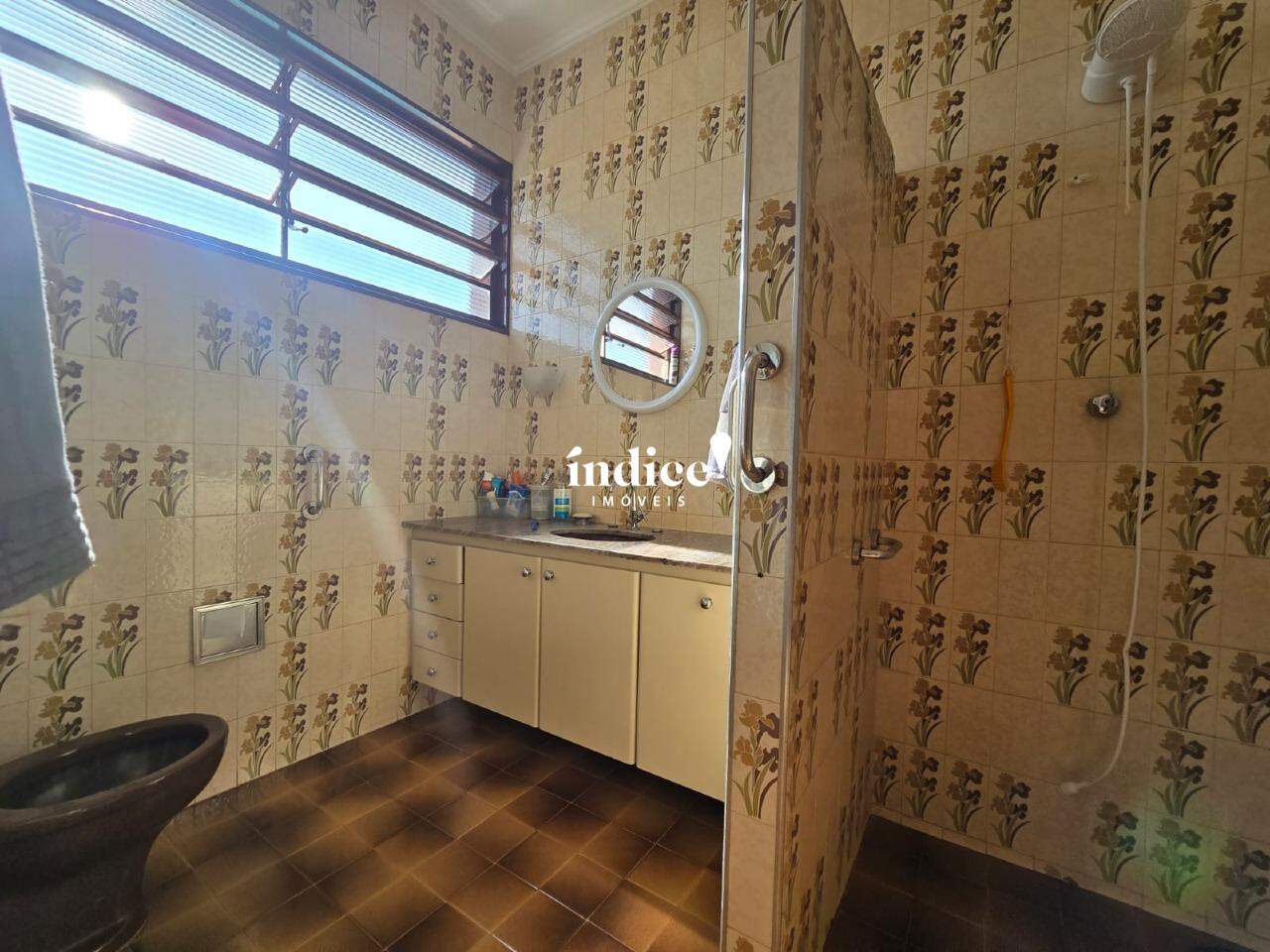 Casa Comercial para para aluguel no Parque dos Bandeirantes na cidade de Ribeirão Preto: 