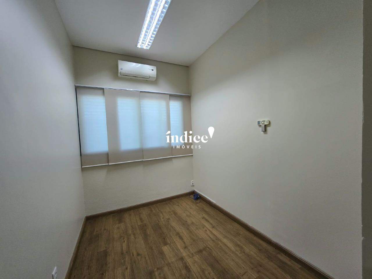 Salão Comercial para para aluguel no Jardim Canadá na cidade de Ribeirão Preto: