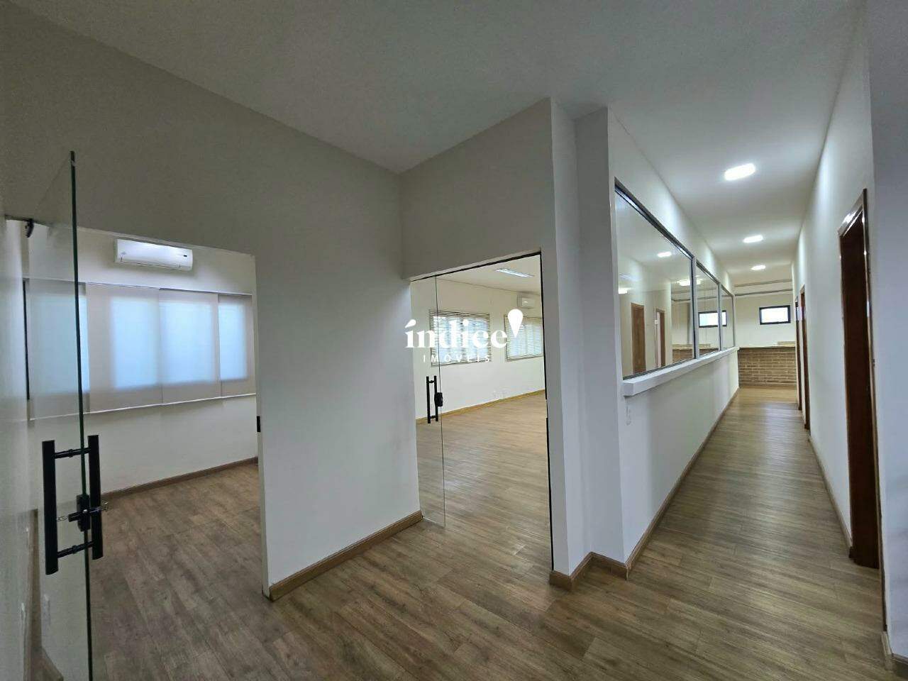 Salão Comercial para para aluguel no Jardim Canadá na cidade de Ribeirão Preto: