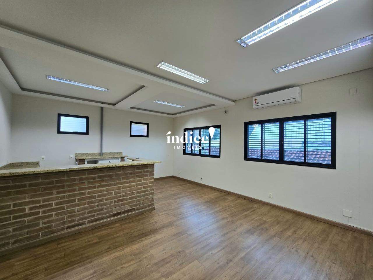 Salão Comercial para para aluguel no Jardim Canadá na cidade de Ribeirão Preto: