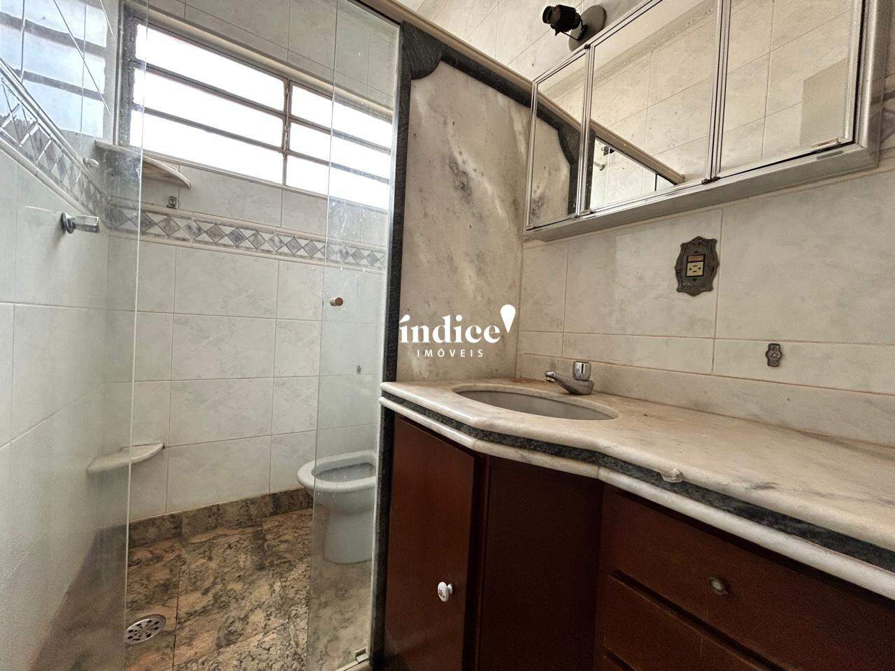 Apartamento para para aluguel no Centro na cidade de Ribeirão Preto: