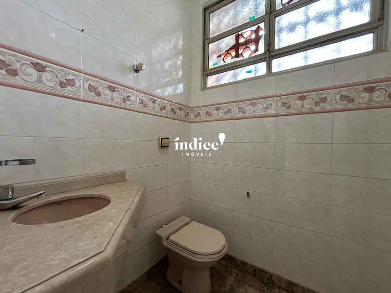 Apartamento para para aluguel no Centro na cidade de Ribeirão Preto: