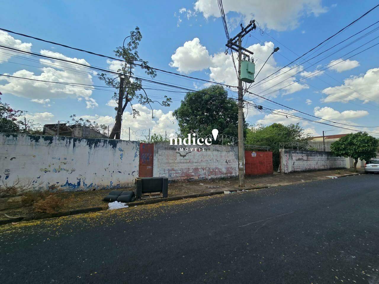 Terrenos Bairro para à venda no Campos Elíseos na cidade de Ribeirão Preto: 