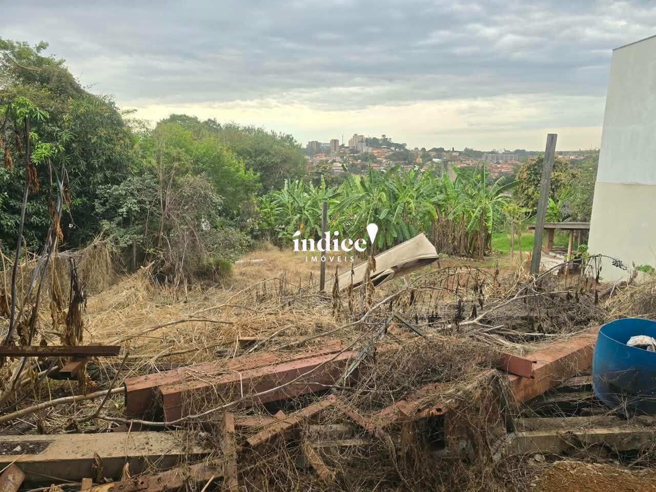 Terrenos Bairro para à venda no Jardim Emília na cidade de Ribeirão Preto: 