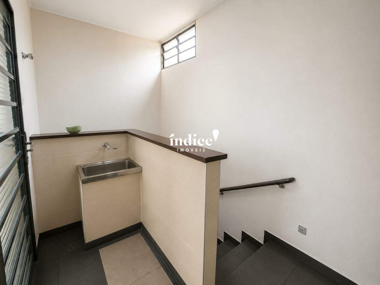 Casas para para aluguel no Jardim Mosteiro na cidade de Ribeirão Preto: 
