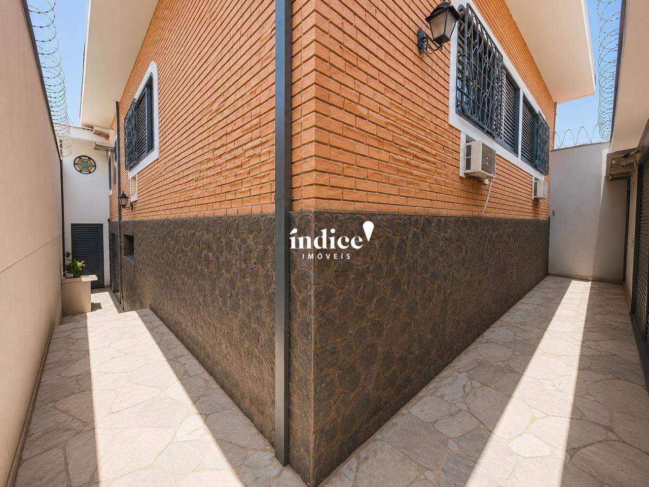Casas para para aluguel no Jardim Mosteiro na cidade de Ribeirão Preto: 