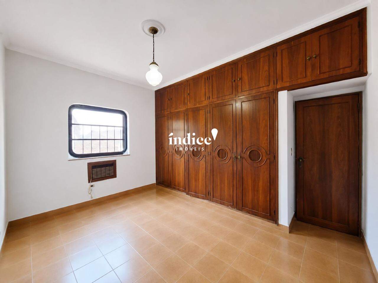 Casas para para aluguel no Jardim Mosteiro na cidade de Ribeirão Preto: 