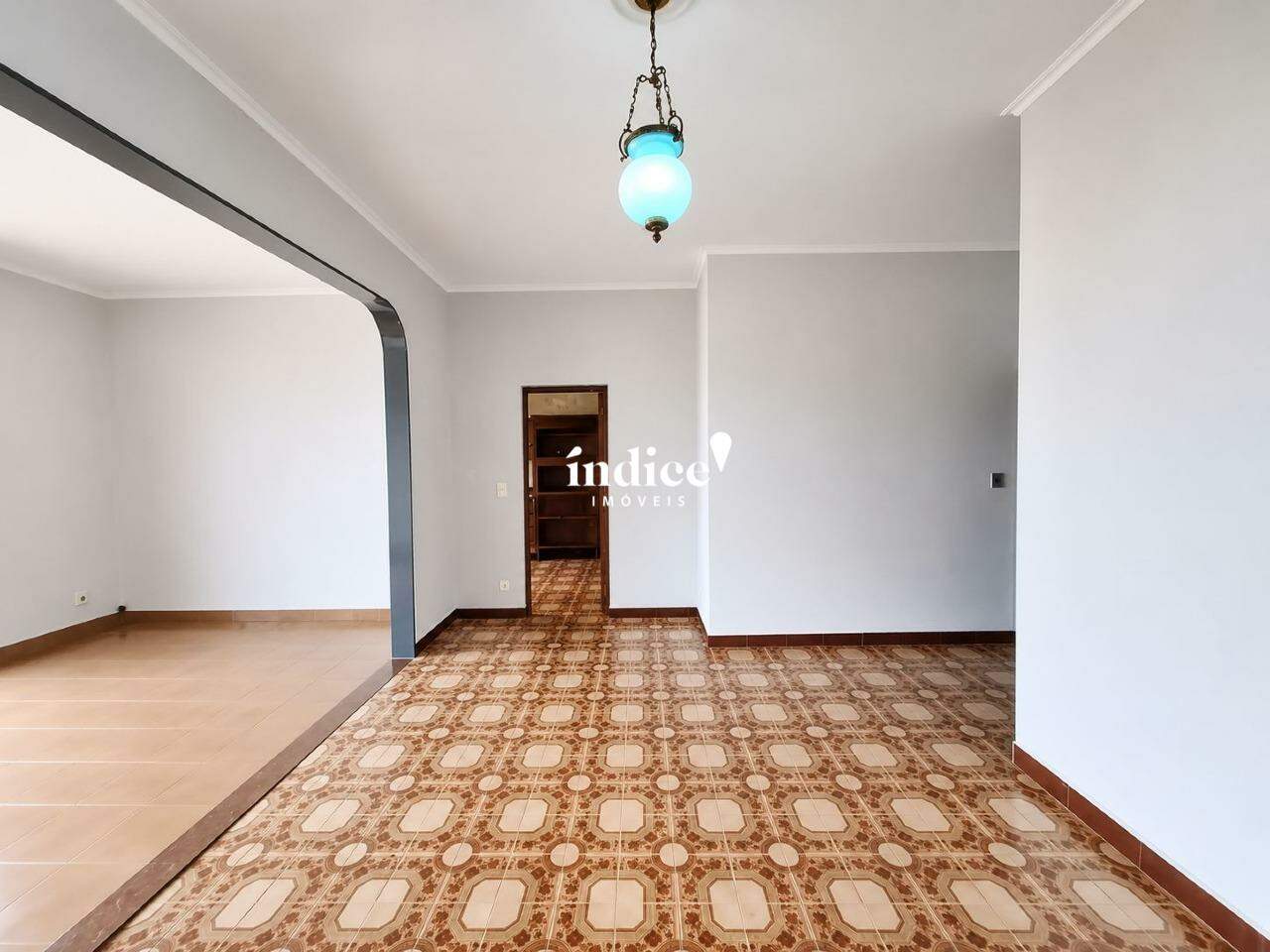 Casas para para aluguel no Jardim Mosteiro na cidade de Ribeirão Preto: 