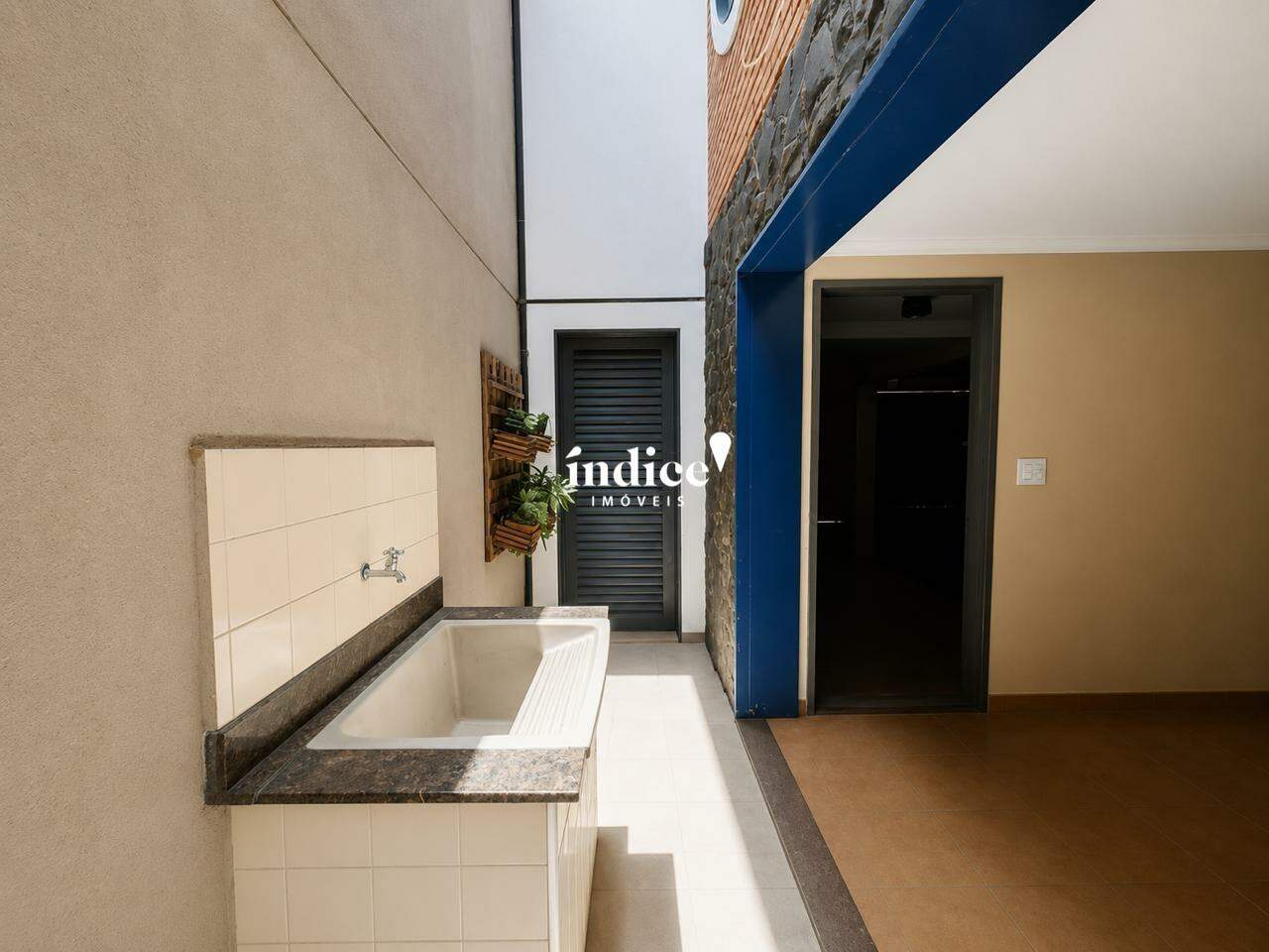Casas para para aluguel no Jardim Mosteiro na cidade de Ribeirão Preto: 