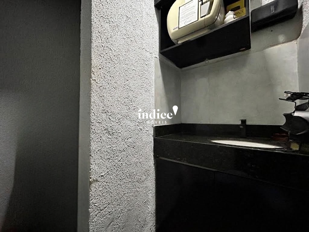 Casa Comercial para à venda no Centro na cidade de Ribeirão Preto: