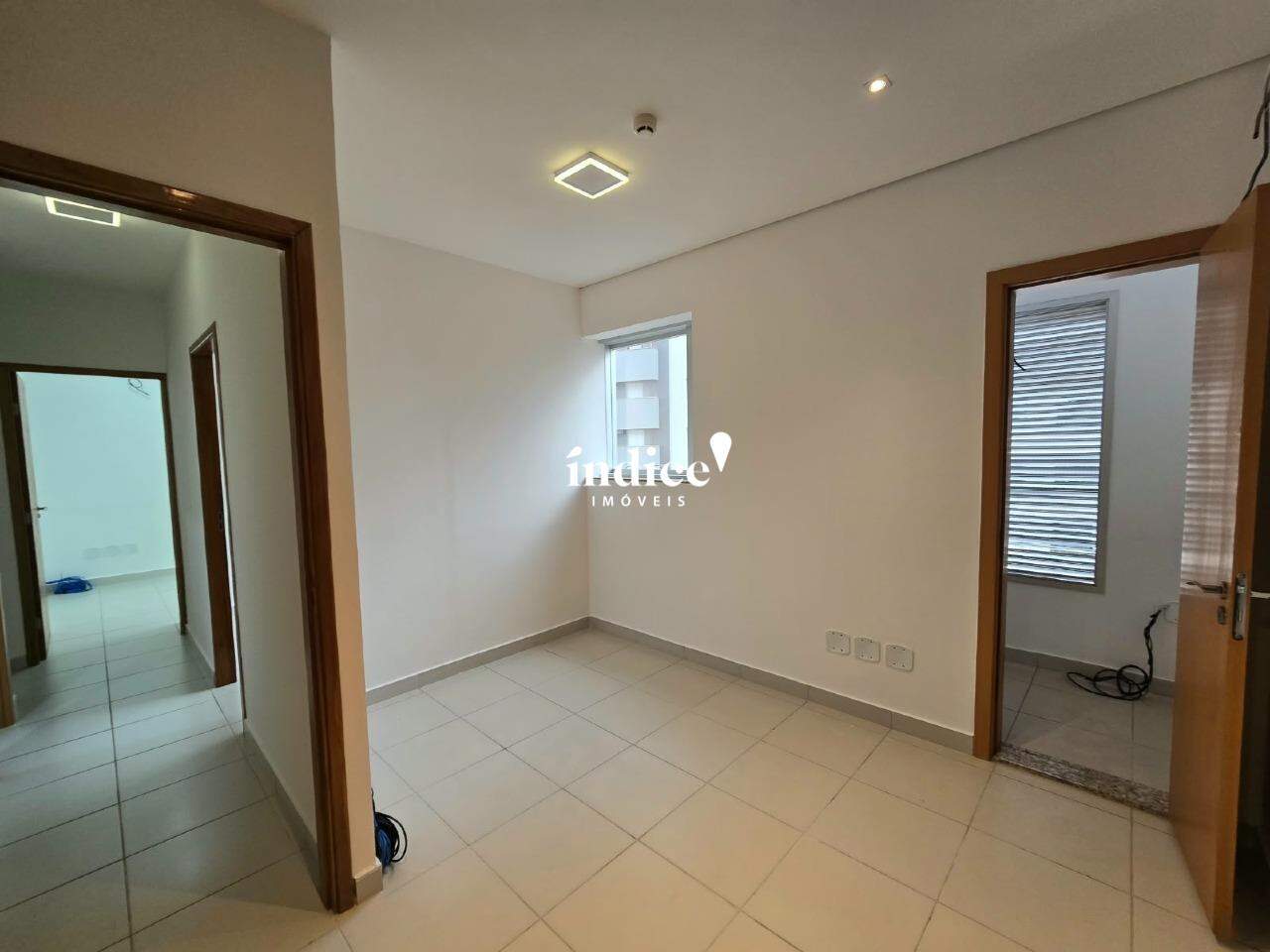 Sala Comercial para à venda no Jardim Botânico na cidade de Ribeirão Preto: 