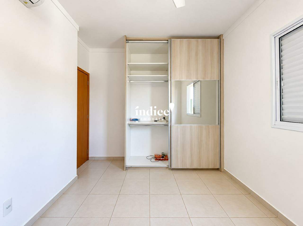 Casas Condomínio para para aluguel no Jardim Botânico na cidade de Ribeirão Preto: 