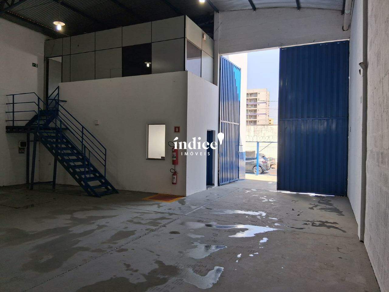 Galpão Comercial para para aluguel no Jardim Anhangüera na cidade de Ribeirão Preto: 