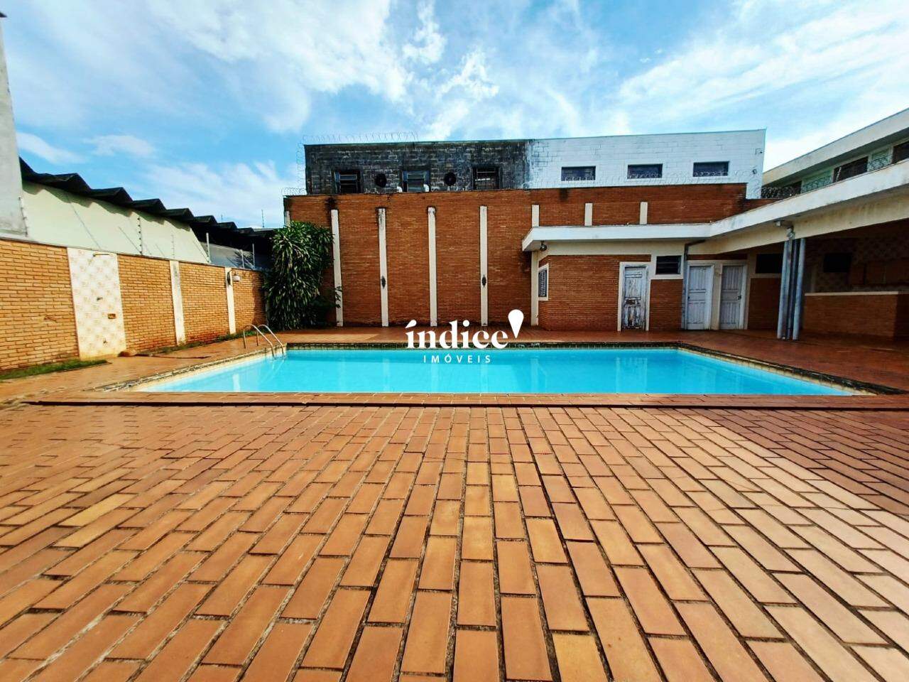 Casas para à venda no Jardim Mosteiro na cidade de Ribeirão Preto: Piscina