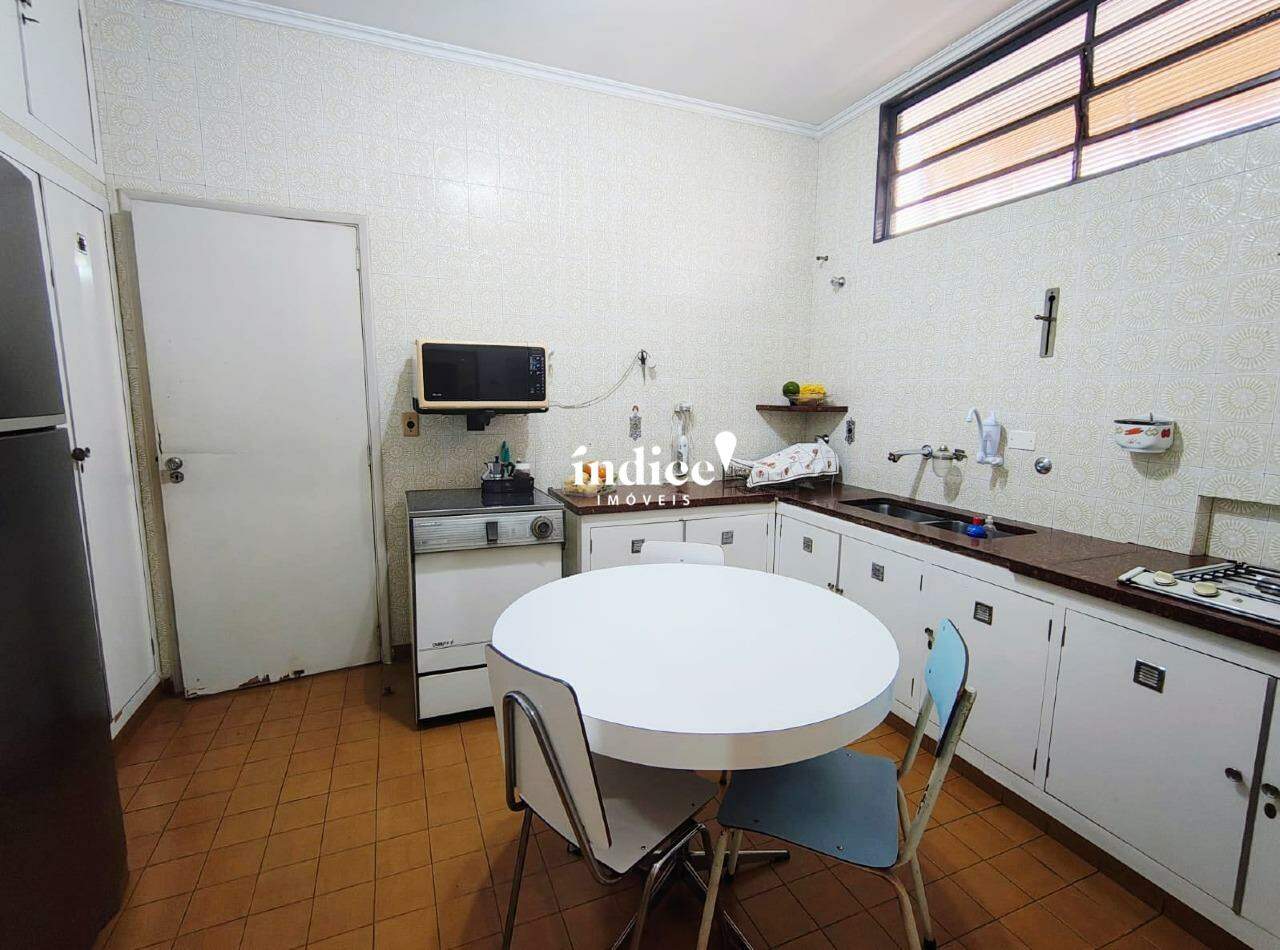 Casas para à venda no Jardim Mosteiro na cidade de Ribeirão Preto: Cozinha