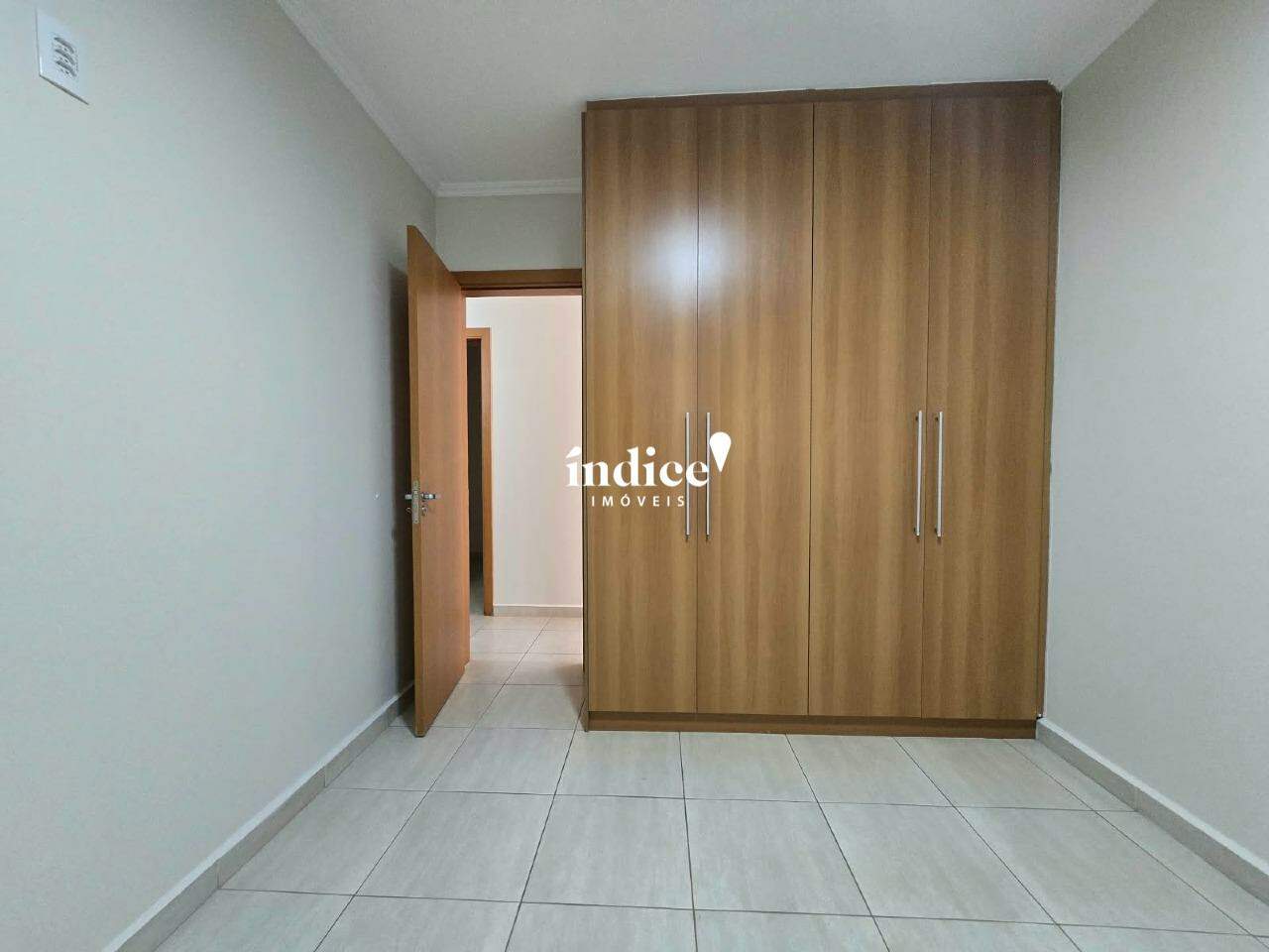 Apartamento para para aluguel no Santa Cruz do José Jacques na cidade de Ribeirão Preto: