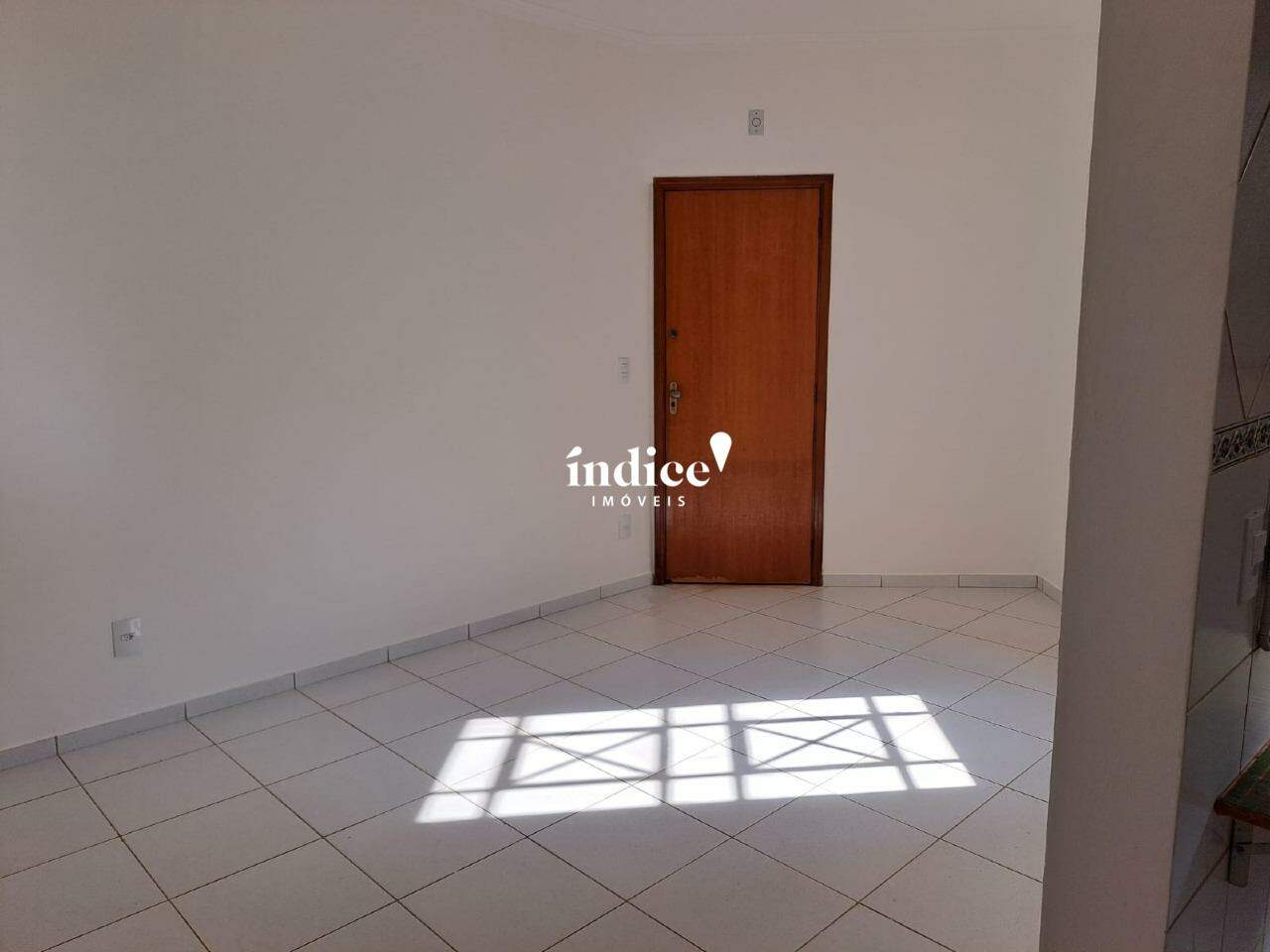 Apartamento para para aluguel no Condomínio Itamaraty na cidade de Ribeirão Preto: 