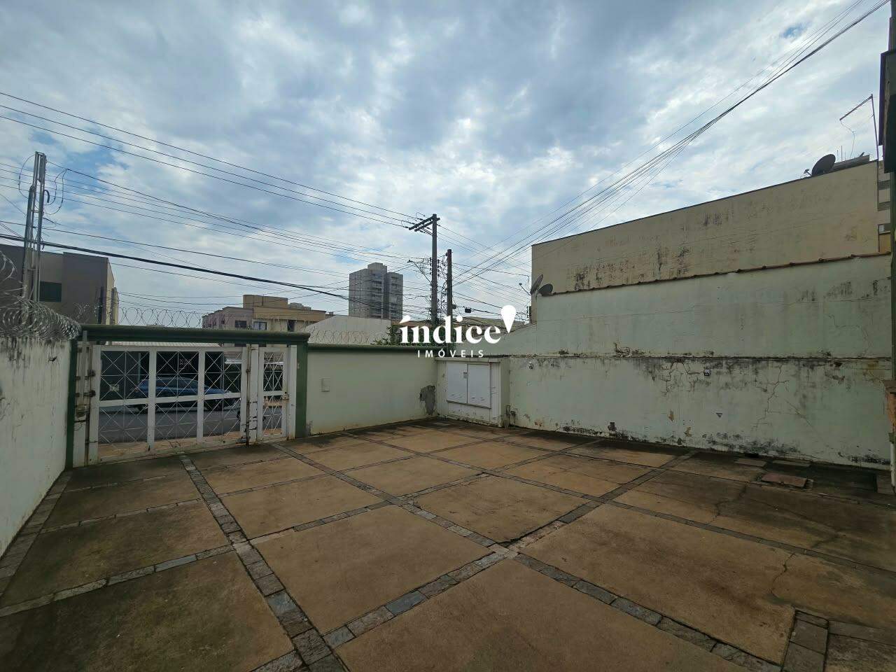 Apartamento para para aluguel no Condomínio Itamaraty na cidade de Ribeirão Preto: 