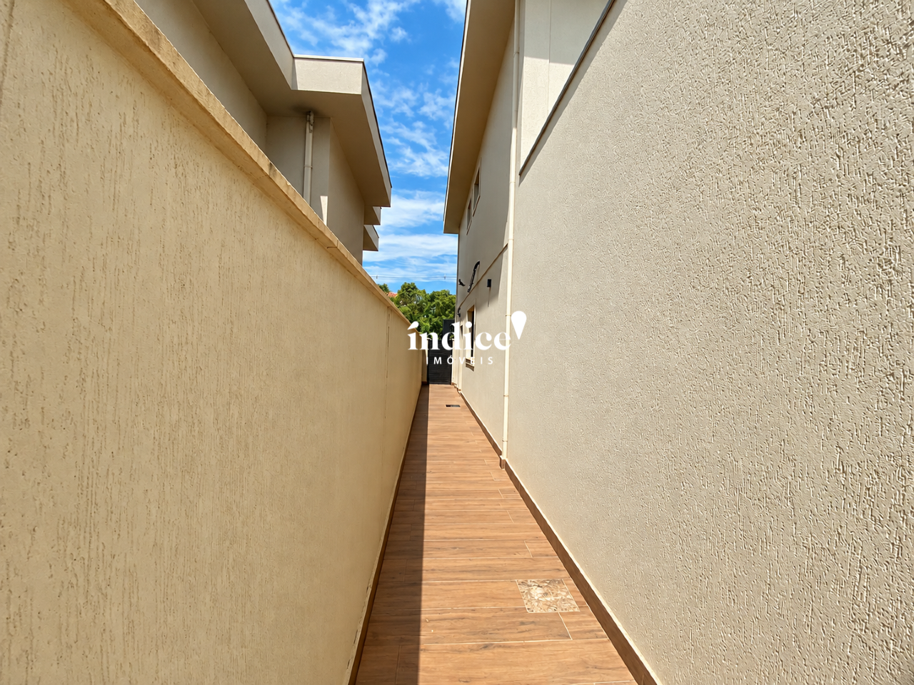 Casas Condomínio para à venda no Vila do Golf na cidade de Ribeirão Preto: