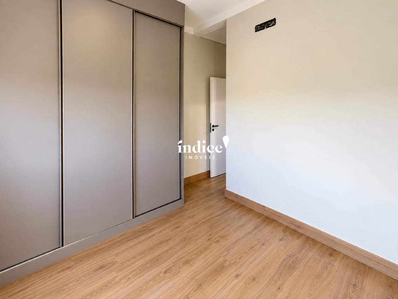 Casas Condomínio para à venda no Vila do Golf na cidade de Ribeirão Preto: