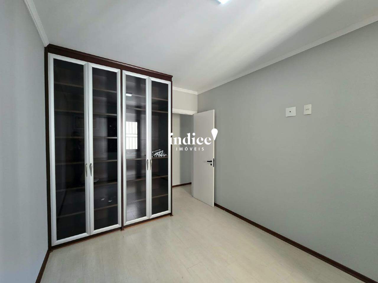 Apartamento para para aluguel no Jardim Santa Ângela na cidade de Ribeirão Preto: 