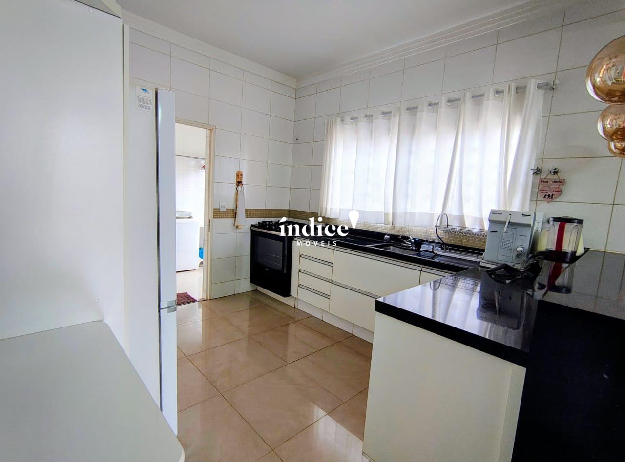Casas para à venda no Jardim Anhangüera na cidade de Ribeirão Preto: cozinha