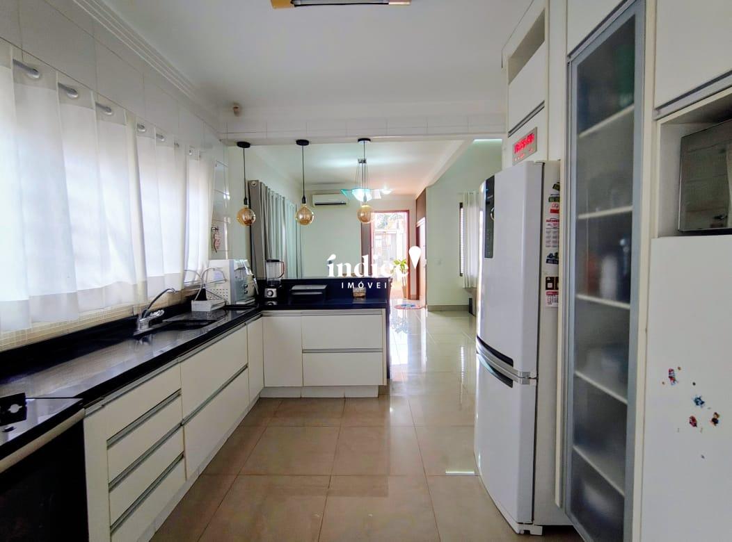 Casas para à venda no Jardim Anhangüera na cidade de Ribeirão Preto: cozinha