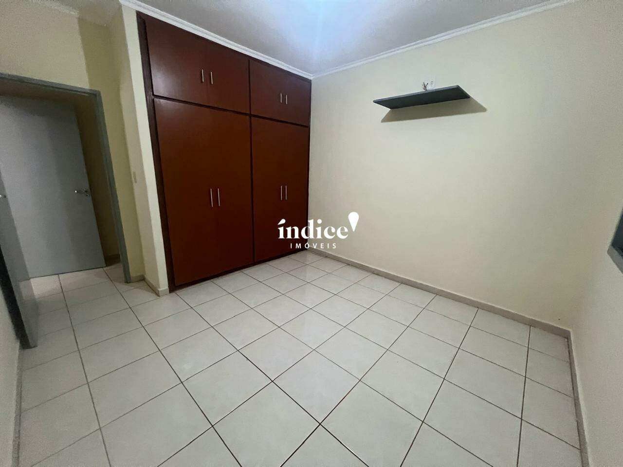 Casas para para aluguel no Jardim Irajá na cidade de Ribeirão Preto: 