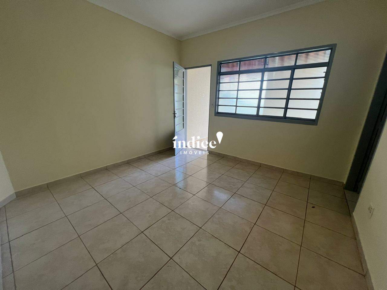 Casas para para aluguel no Jardim Irajá na cidade de Ribeirão Preto: 