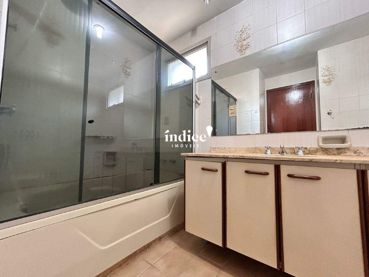 Apartamento para para aluguel no Centro na cidade de Ribeirão Preto: 