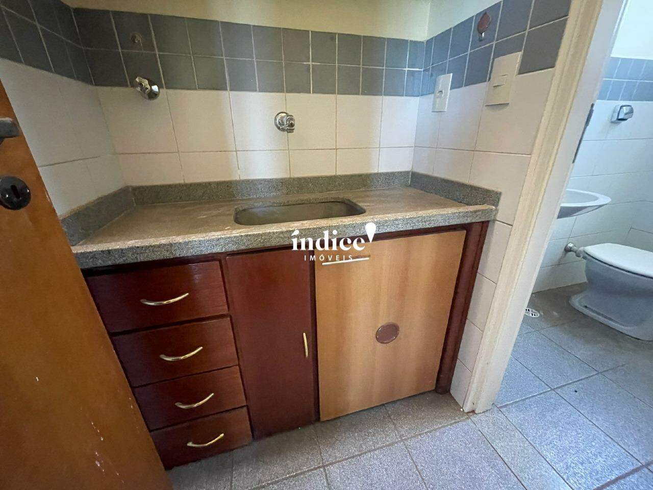 Sala Comercial para para aluguel no Parque Anhangüera na cidade de Ribeirão Preto: 