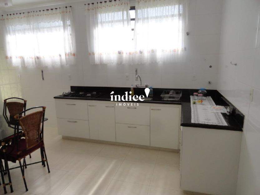 Casas para à venda no Jardim Irajá na cidade de Ribeirão Preto: 
