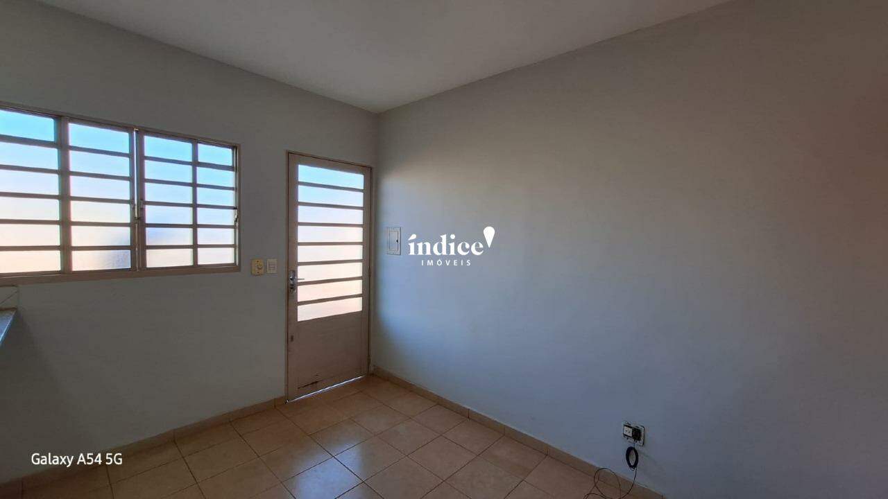 Apartamento para para aluguel no Jardim Macedo na cidade de Ribeirão Preto: 