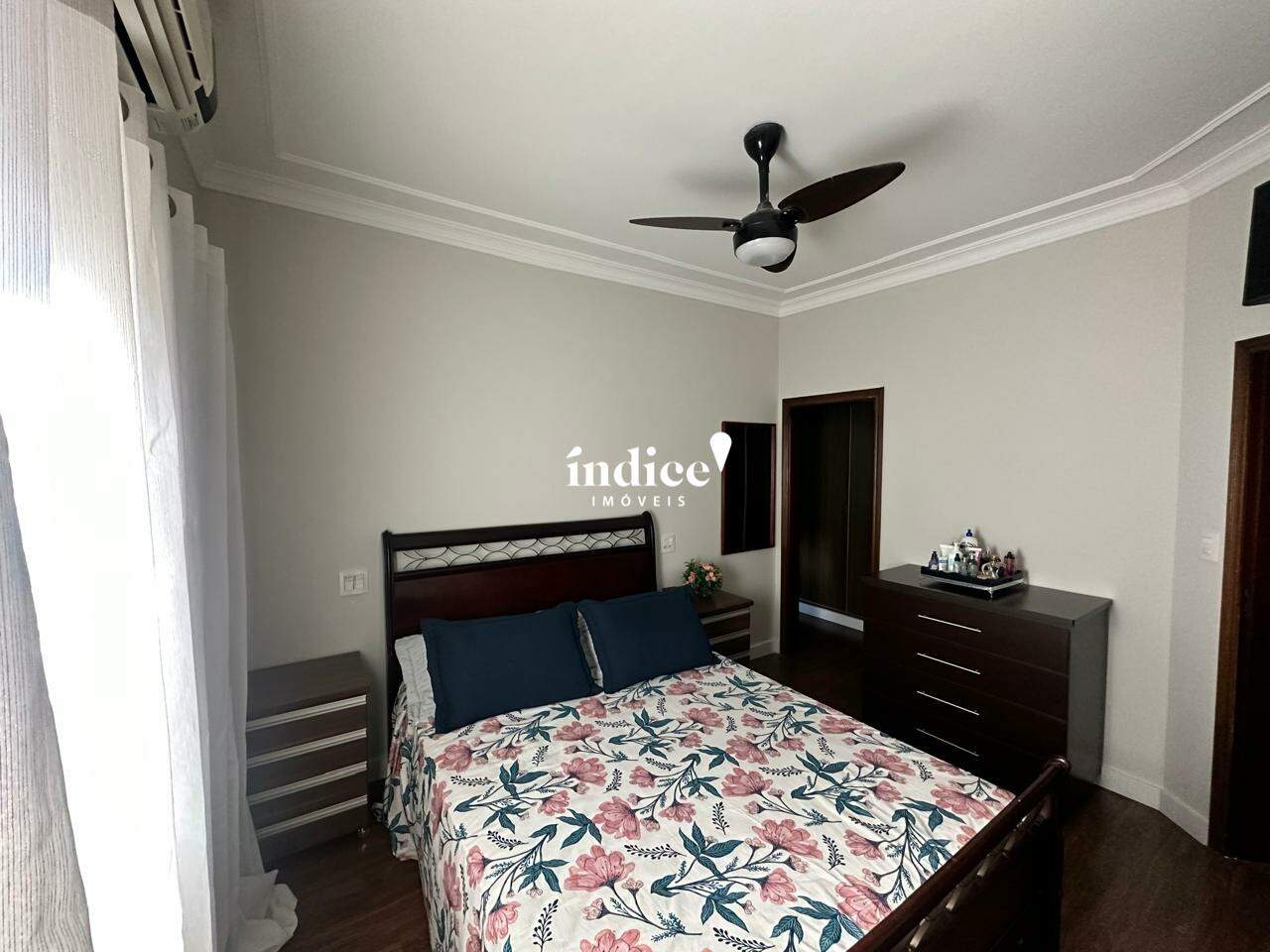 Casas para à venda no Jardim Antártica na cidade de Ribeirão Preto: 