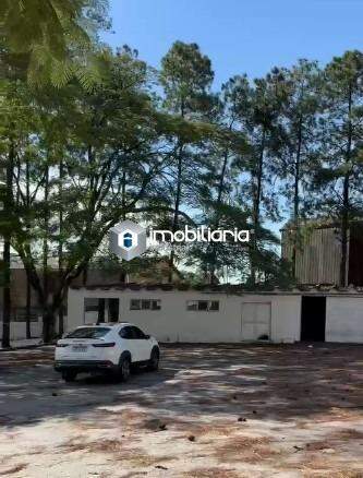 Galpão para aluguel no Vila Aeroporto: