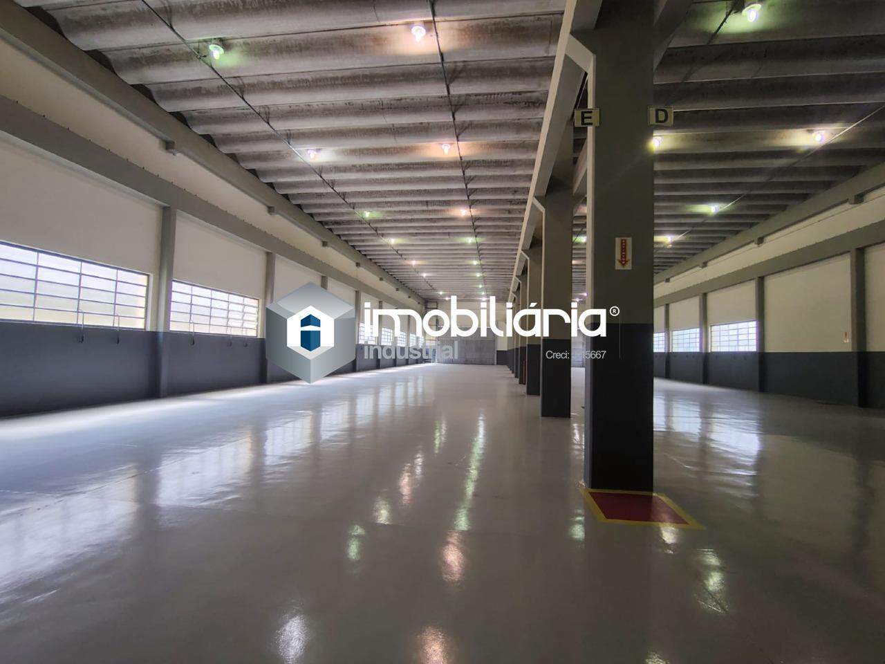 Galpão para aluguel no Centro Industrial de Arujá: