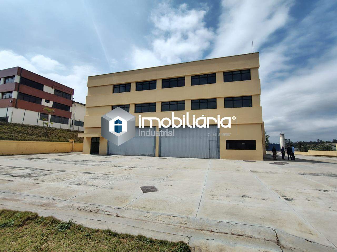 Galpão para aluguel no Centro Industrial de Arujá: