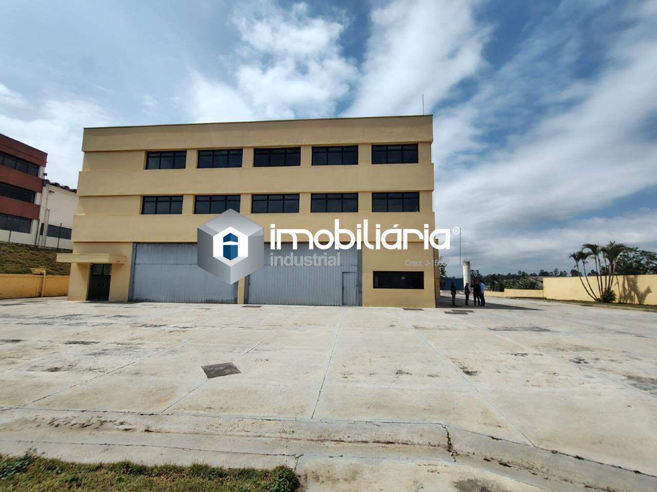 Galpão para aluguel no Centro Industrial de Arujá: