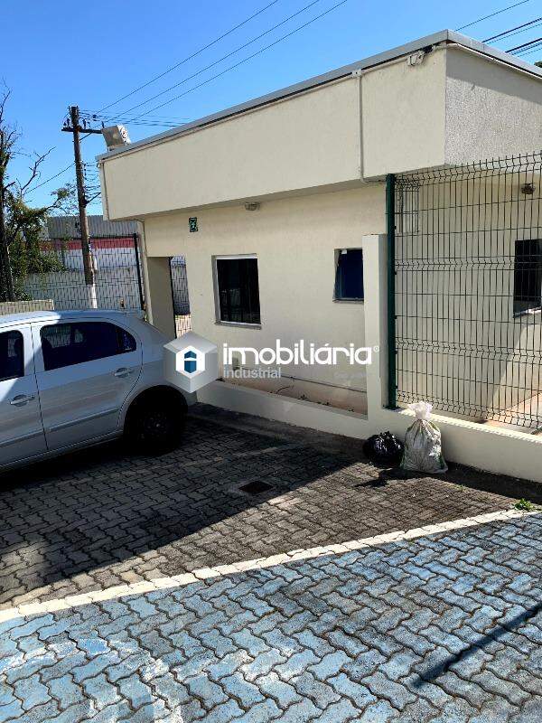 Galpão para aluguel no Água Chata: