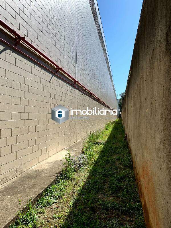 Galpão para aluguel no Água Chata: