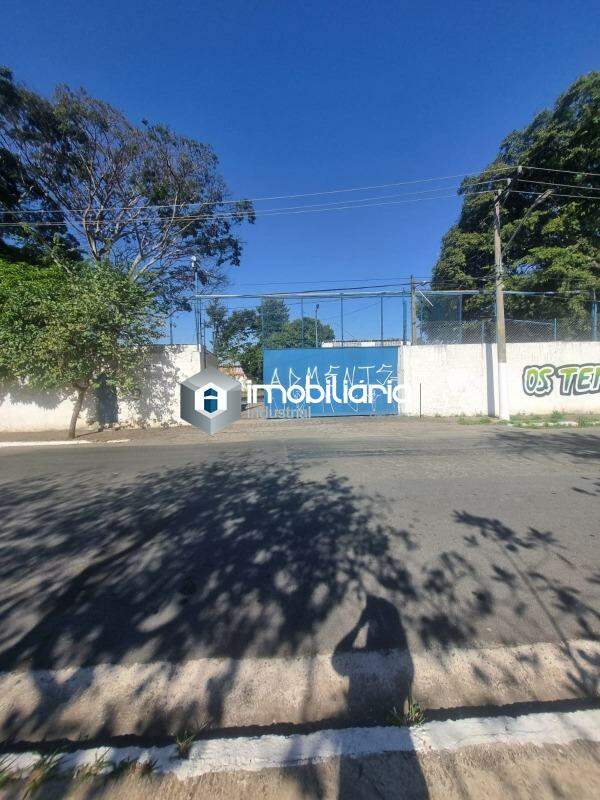 Galpão para aluguel no Jardim Guanca: