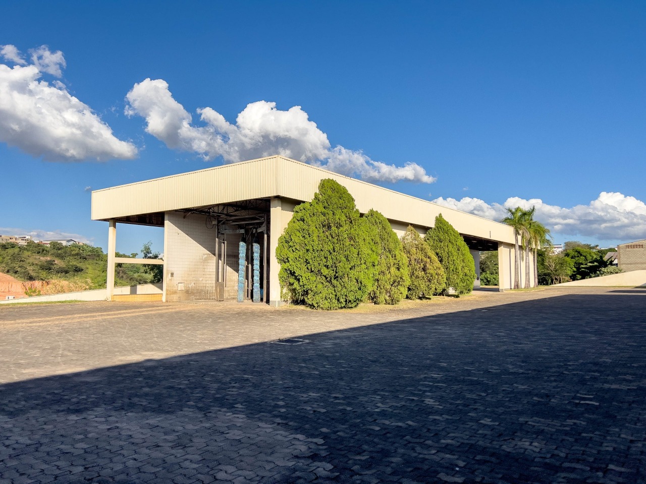 Galpão à venda no Cinco Perobas: 