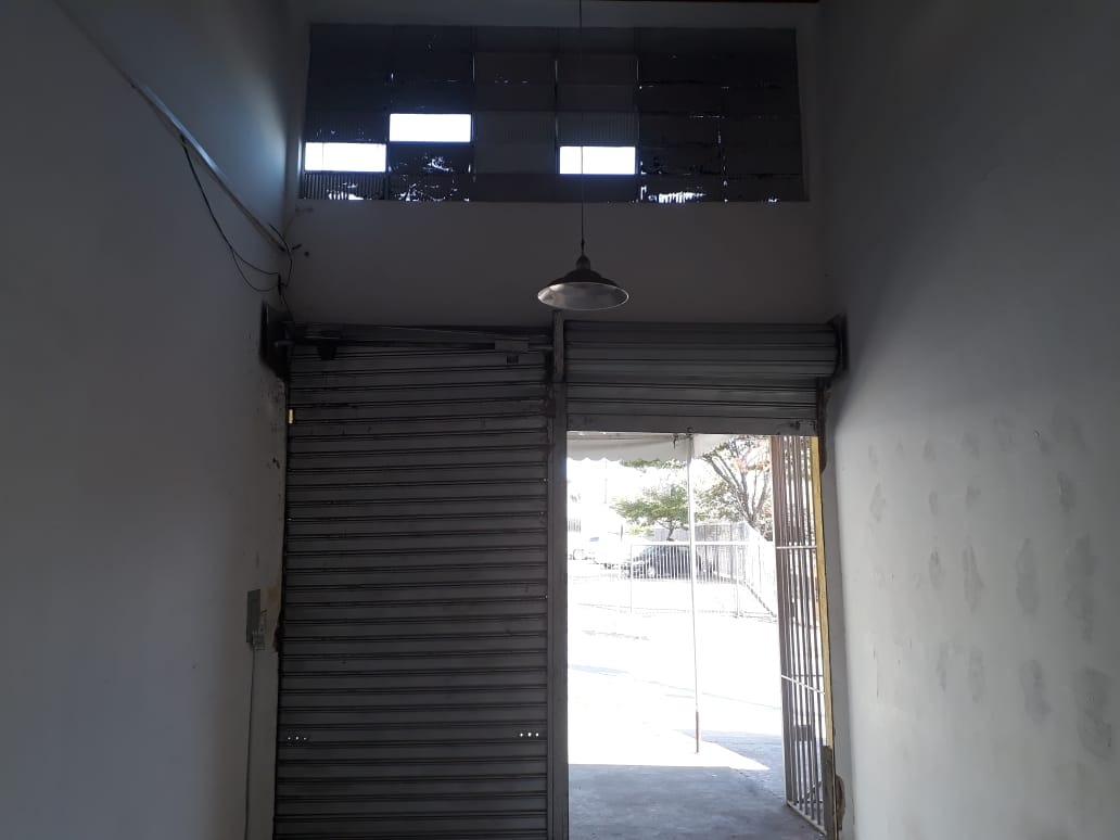 Loja para aluguel no Heliópolis: 